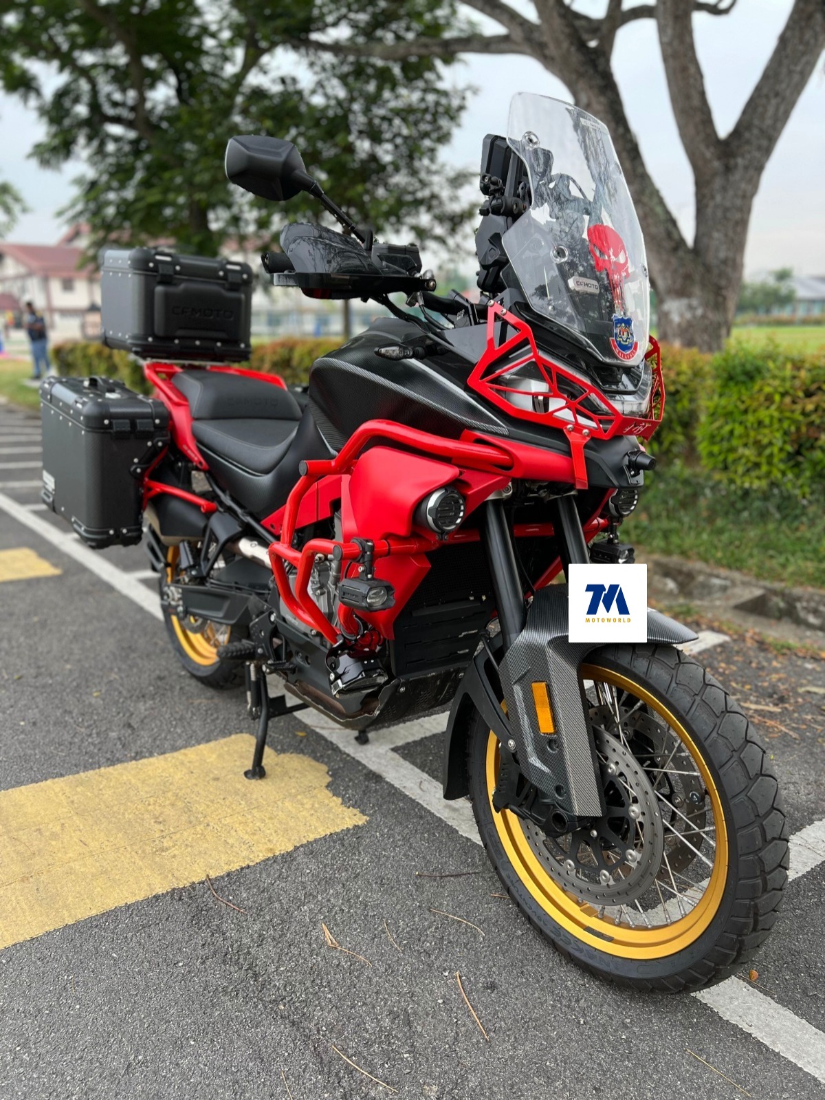 2023 CF MOTO MT800