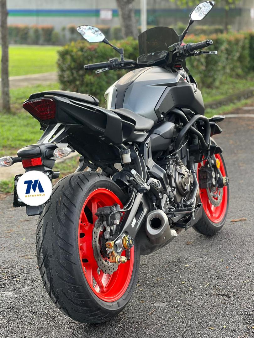 2019 YAMAHA MT07 V2 - Image 2