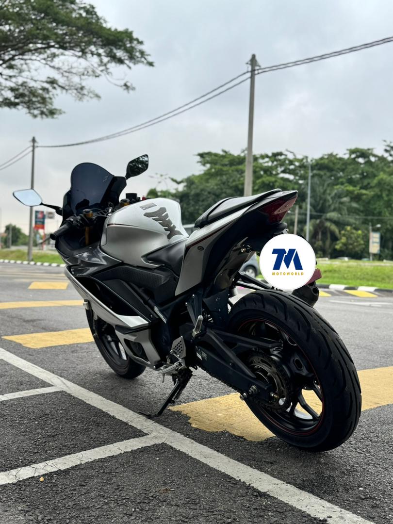 2020 YAMAHA R25 V2 NON ABS - Image 3