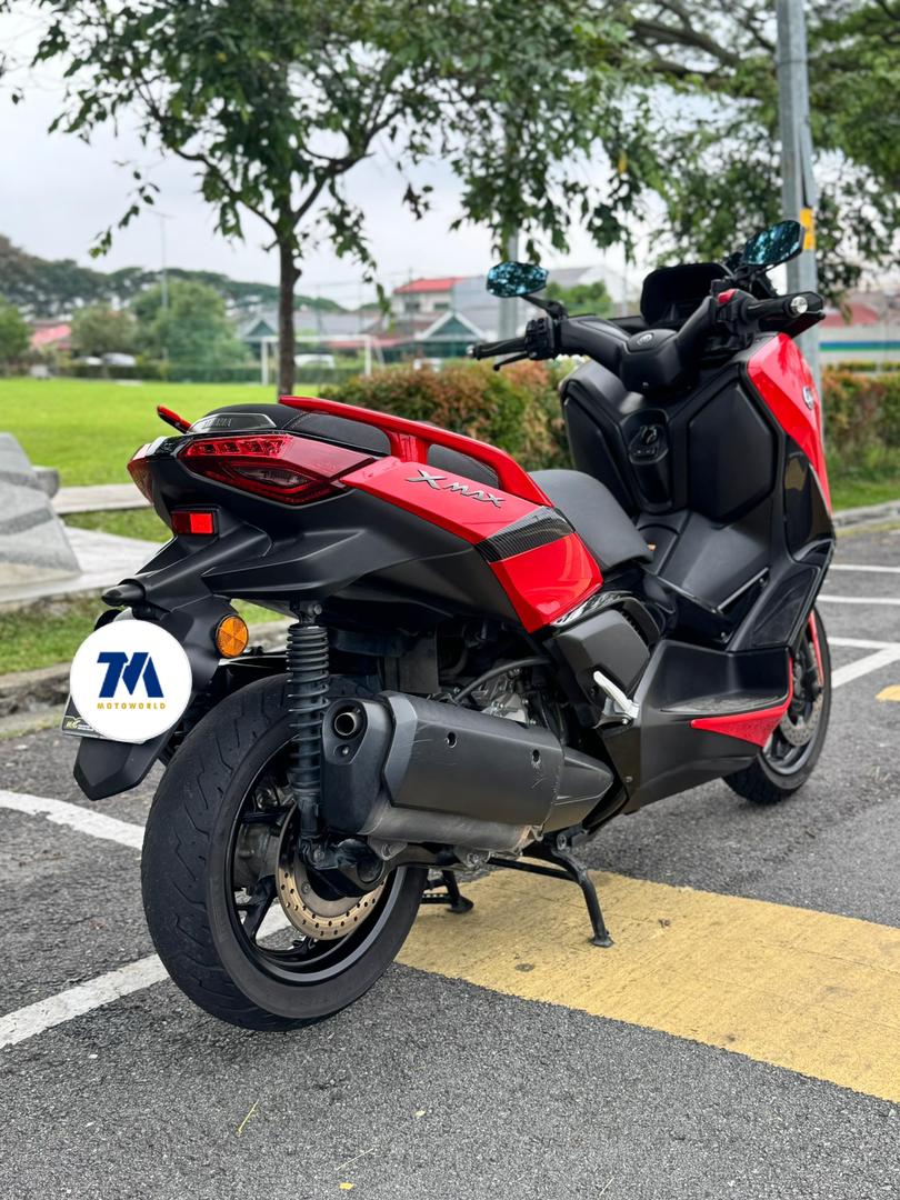 2024 YAMAHA XMAX 250 V2 - Image 5
