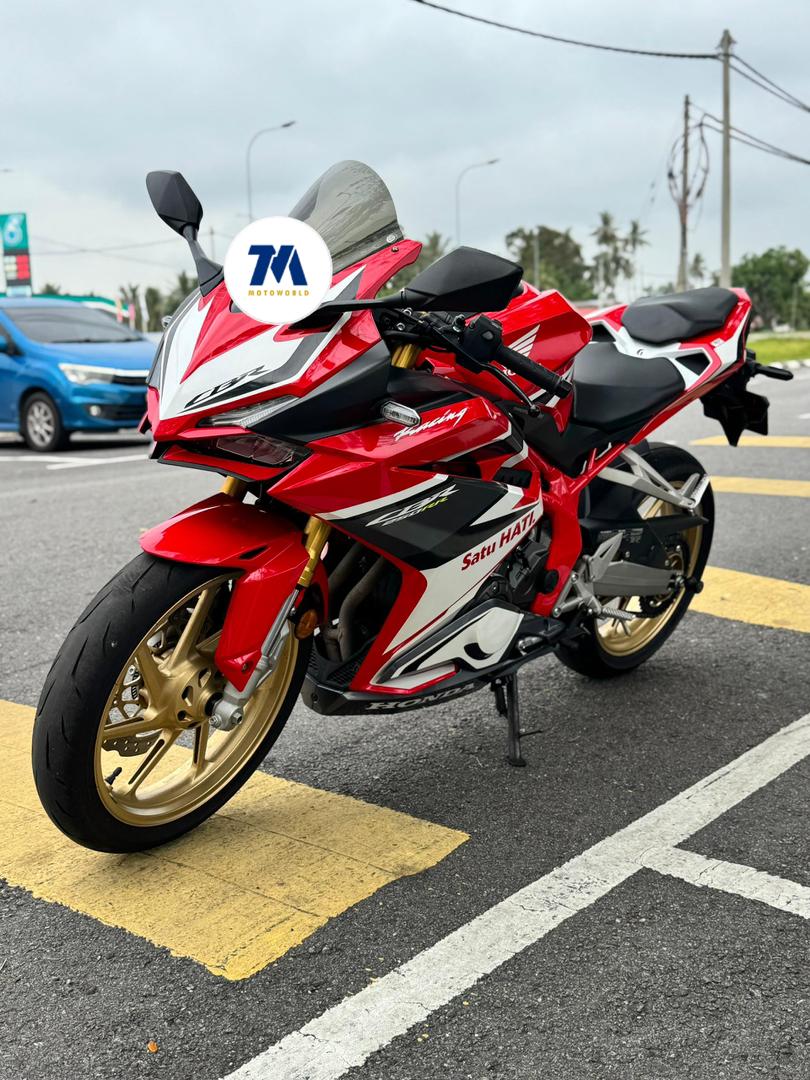 HONDA CBR250RR TRICO