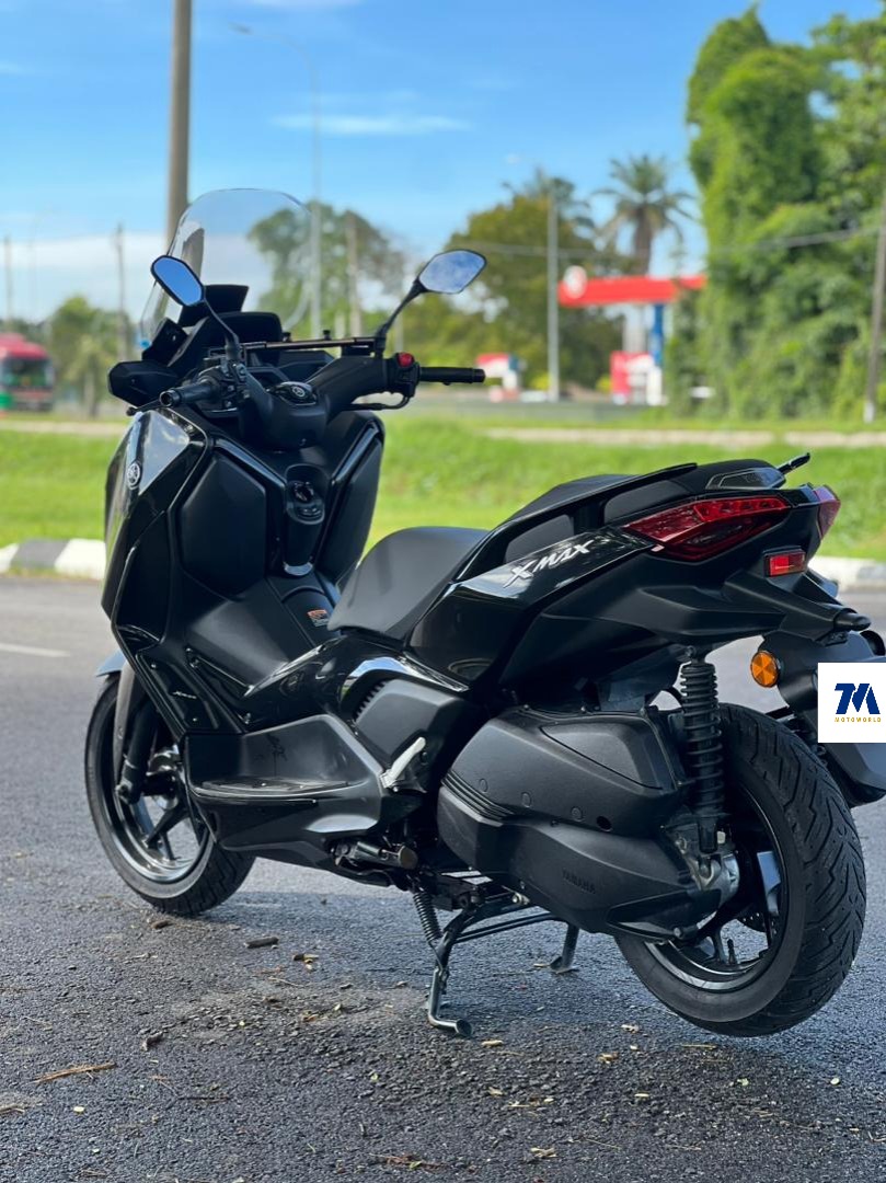 Yamaha Xmax 250 v2 - Image 4