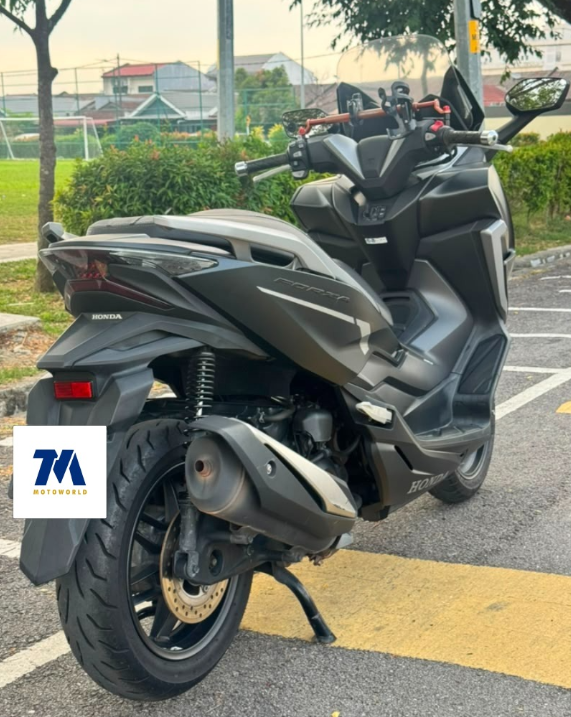 Honda Forza 250 - Image 2
