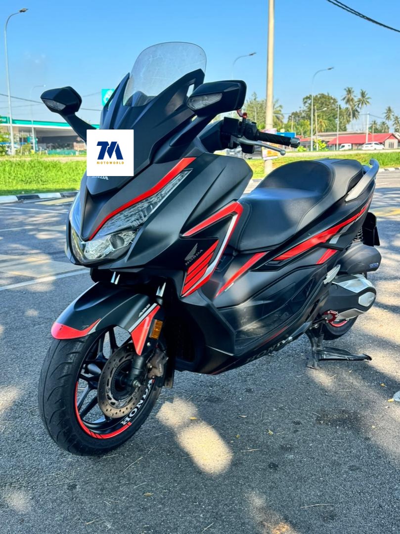 Honda Forza 250 - Image 2