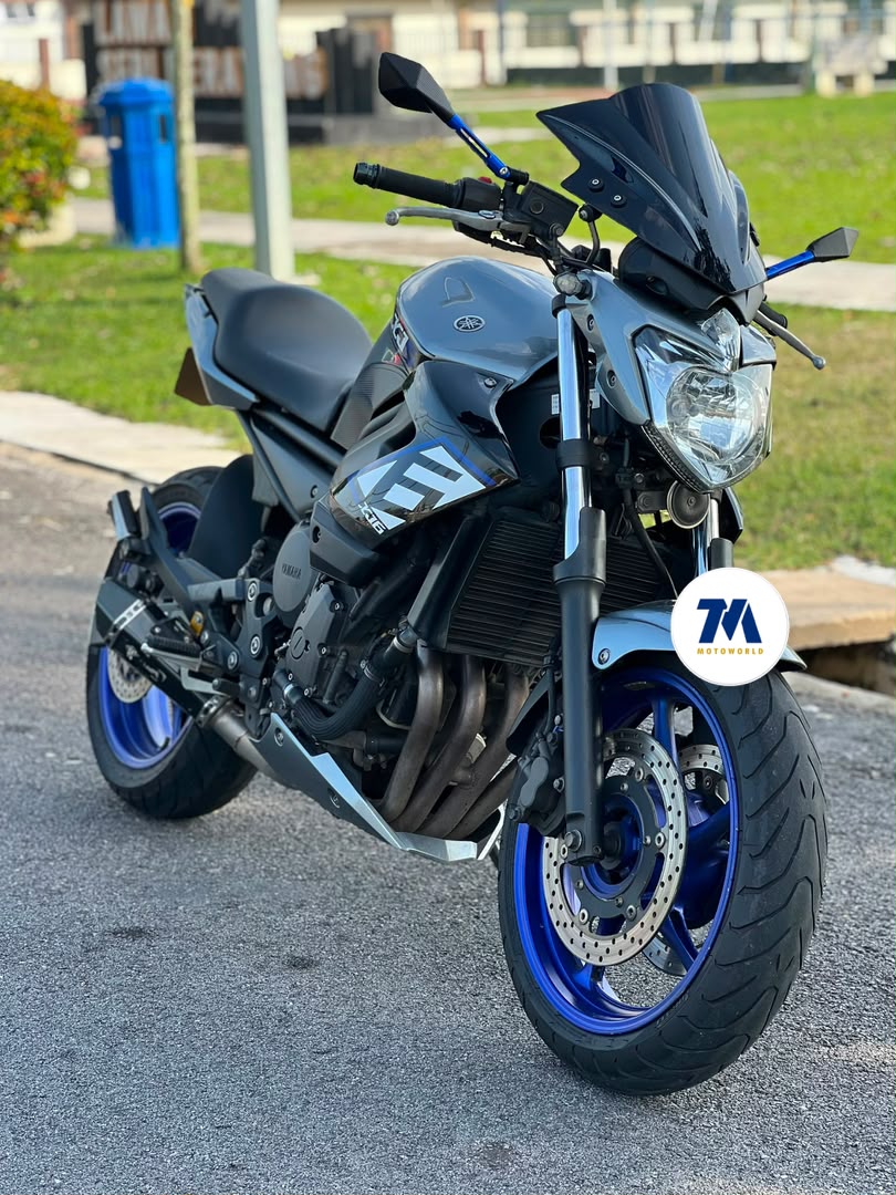 2014 Yamaha XJ6 | Full System Exhaust | Windshield - Image 2