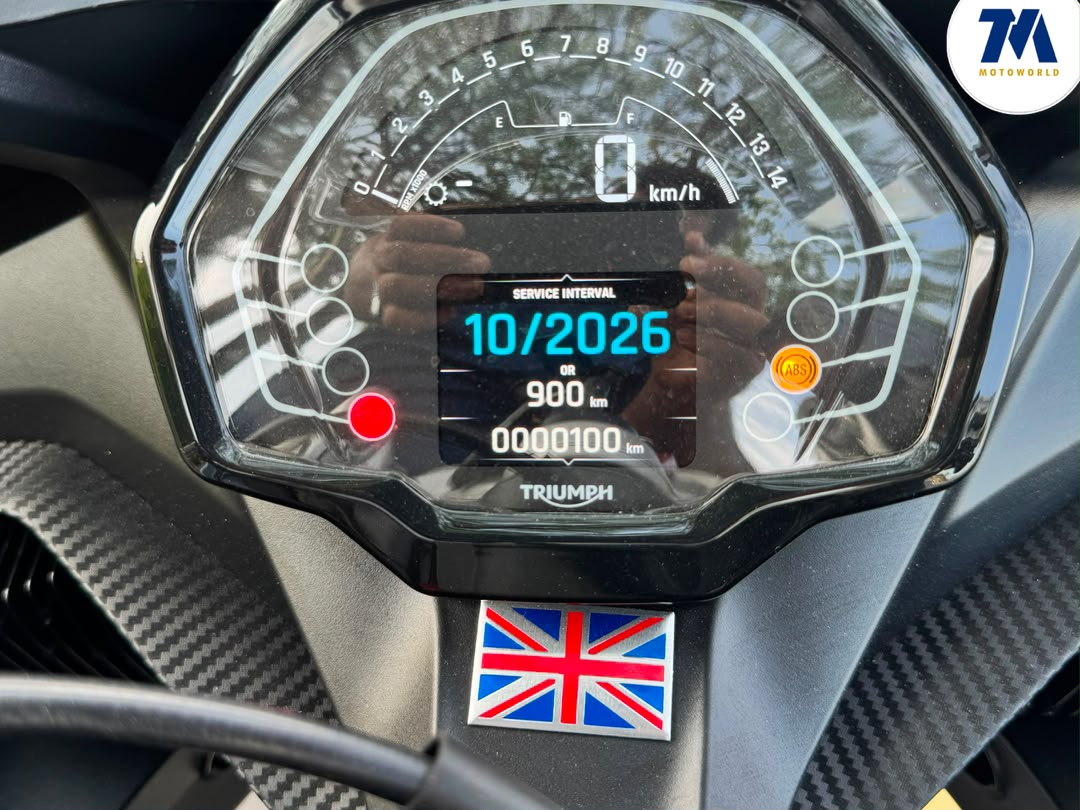 2025 Triumph Daytona 660 | Under Warranty - Image 5