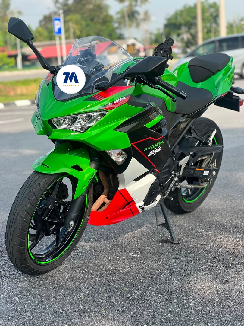 2022 Kawasaki Ninja 250 | Green - Image 2