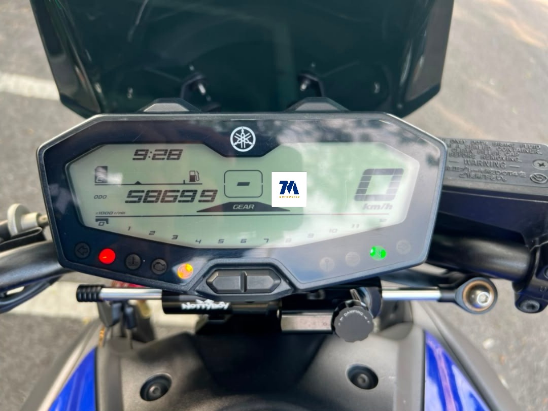 2019 Yamaha MT-07 | Akrapovic Exhaust | Windshield - Image 5