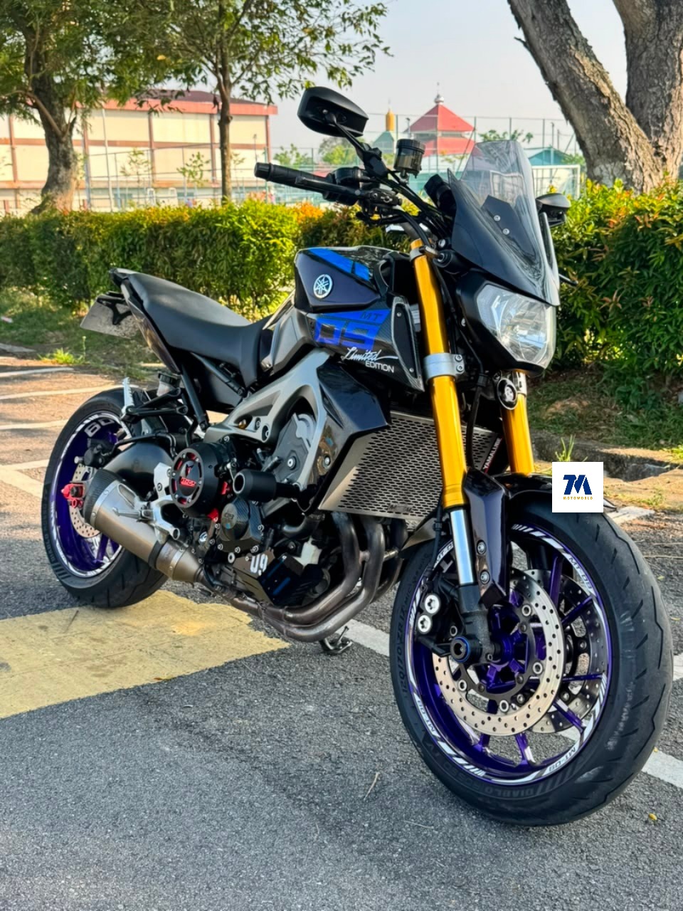 2015 Yamaha MT-09 | Custom Purple | Fully Loaded with Ohlins, Full System Exhaust