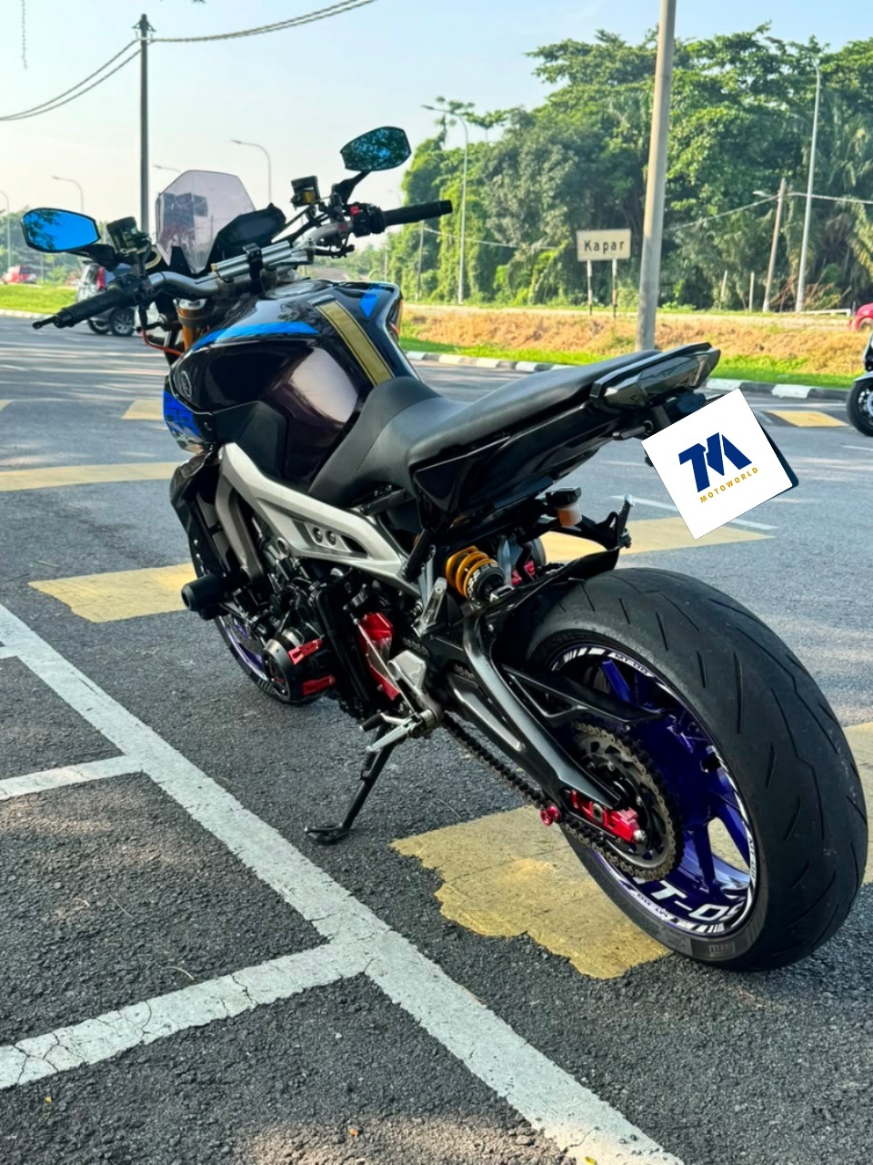 2015 Yamaha MT-09 | Custom Purple | Fully Loaded with Ohlins, Full System Exhaust - Image 4