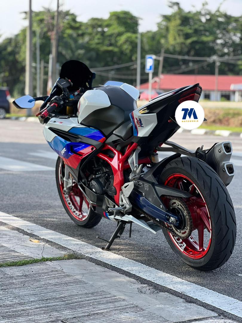 2021 Honda CBR250RR | Special Colour | Quick Shifter - Image 4