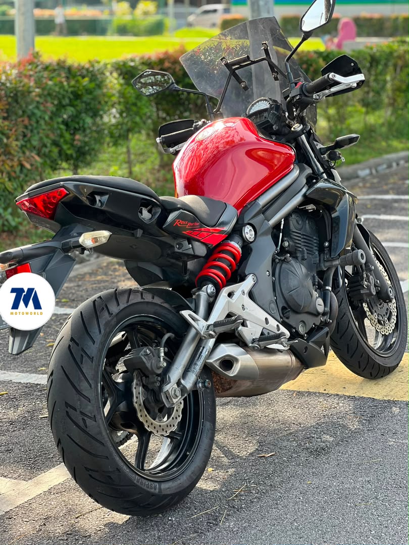 2012 Kawasaki ER6N | Red | Windshield - Image 4