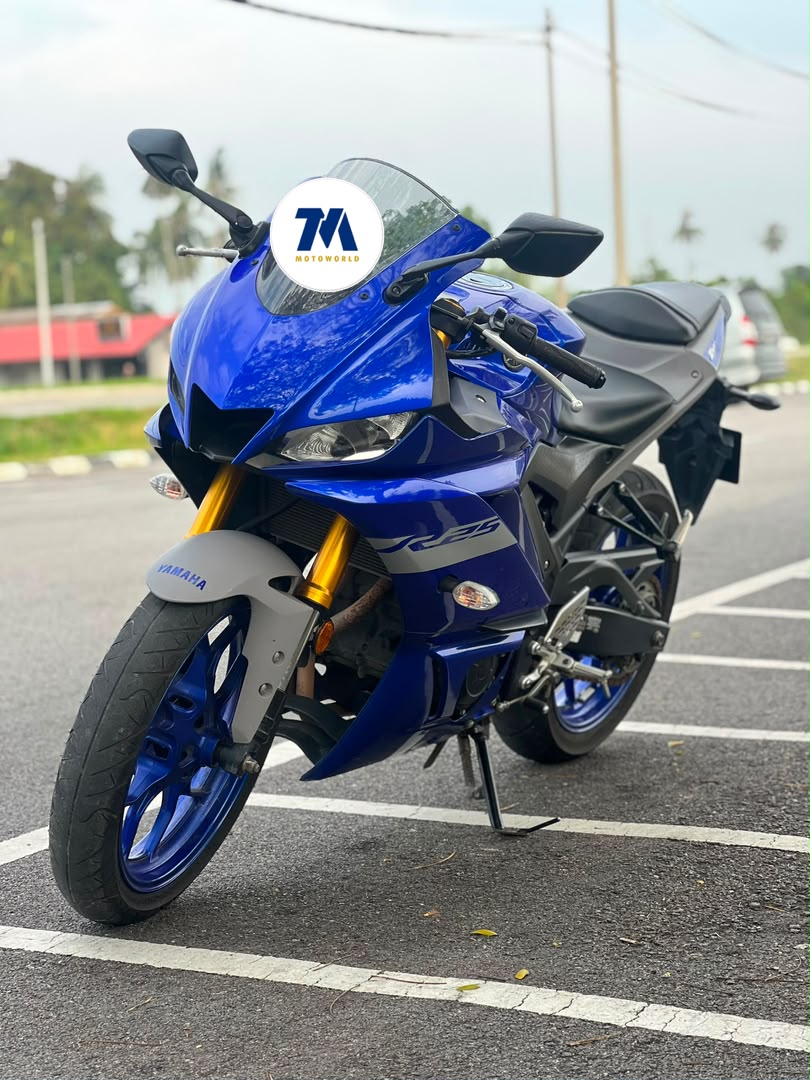 2021 Yamaha YZF-R25 - Image 2