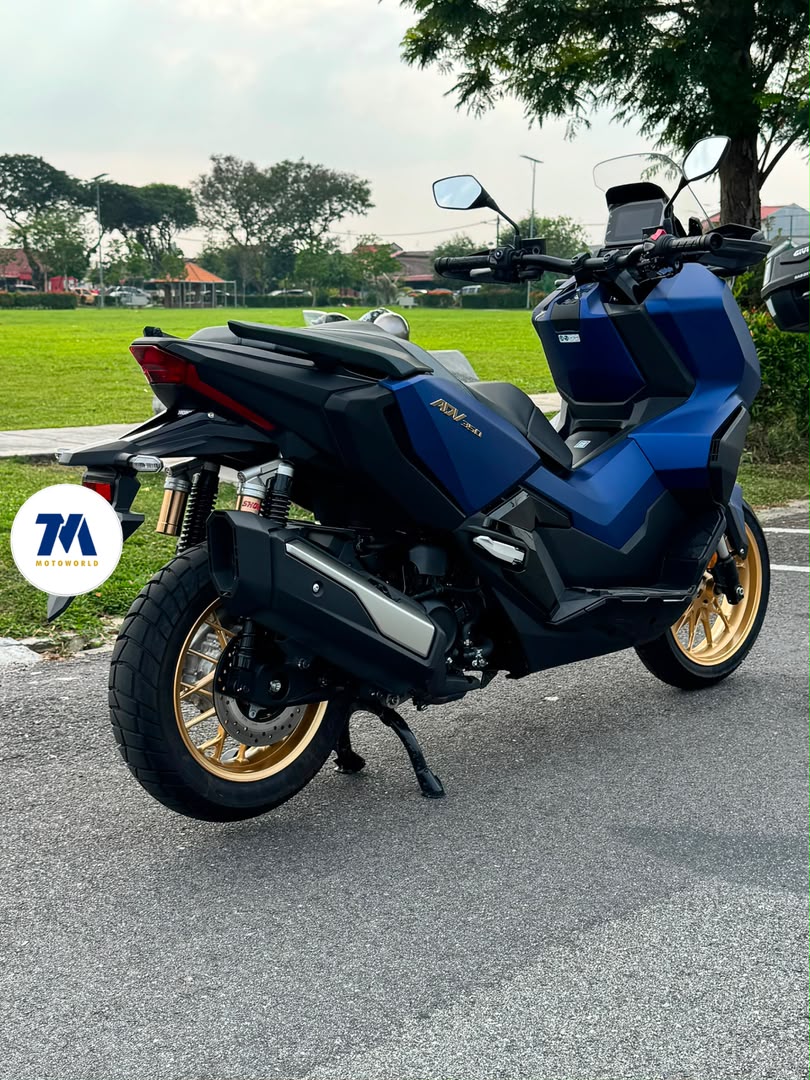 2025 Honda ADV350 | Like Showroom Condition - Image 3