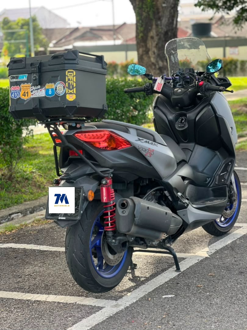 2022 Yamaha XMAX 250 | Grey | Profender Suspension | Top Box - Image 4