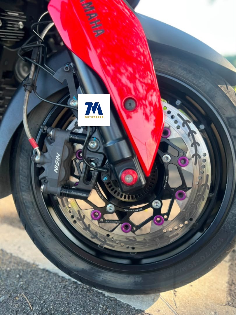 2025 Yamaha XMAX V2 | Red | Naked Handle - Image 8