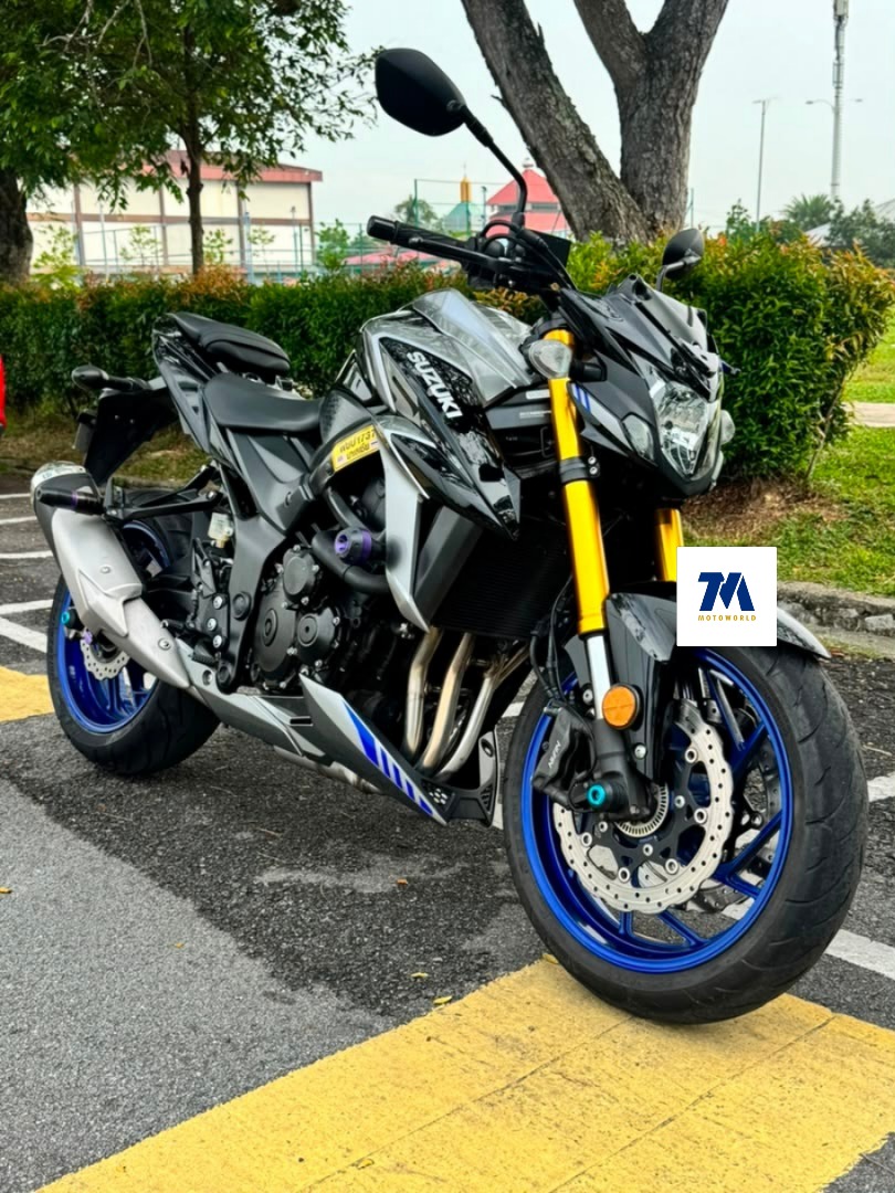 front view of Suzuki GSX-S750 motorcycle