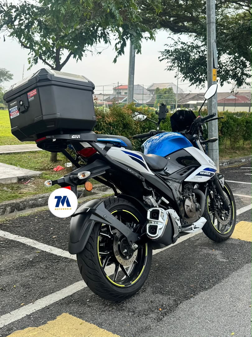 2025 Suzuki Gixxer 250 | Naked | GP Edition - Image 4