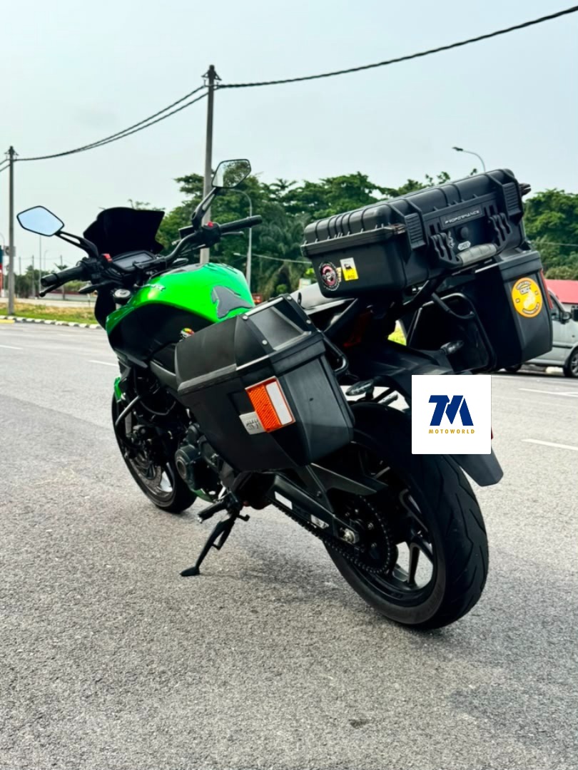 2024 Modenas Dominar 400 UG | Green | Top Box | Side Box | Crash Bar | Spotlight - Image 3