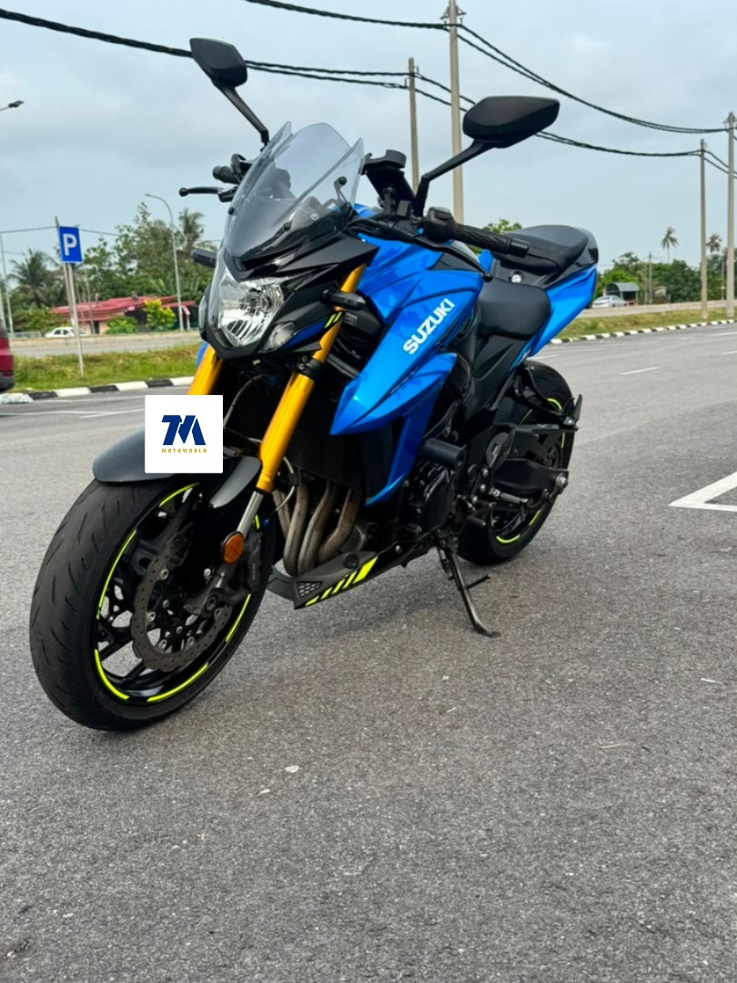 front three-quarter view of the Suzuki GSX-S750 motorcycle