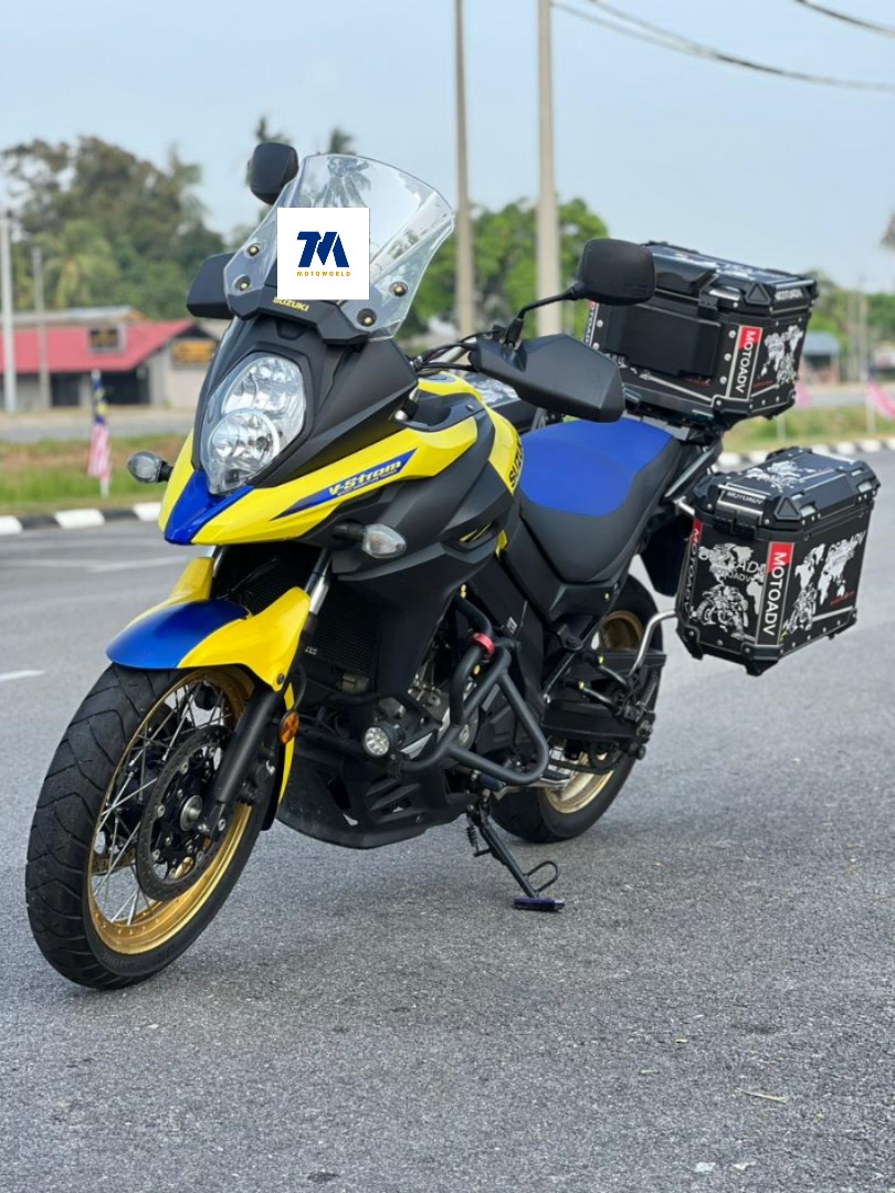 Suzuki V-Strom 650XT motorcycle facing camera with panniers