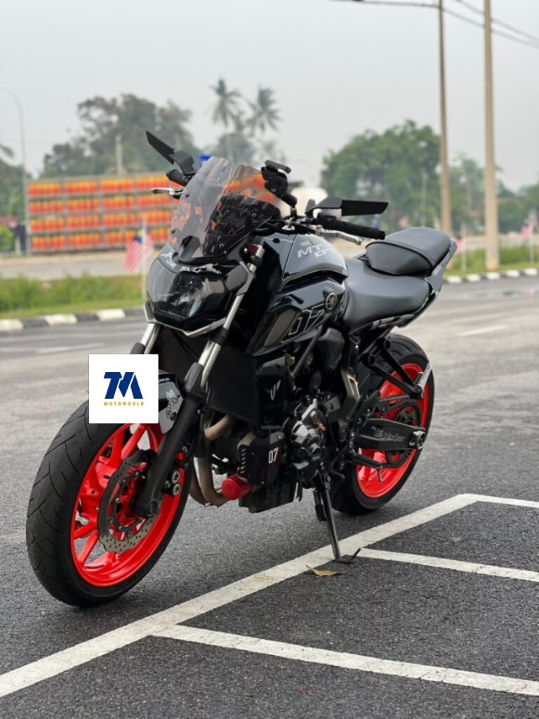 front view of Yamaha MT07 with Red Bull livery