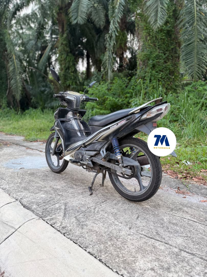 2011 Yamaha Lagenda | Black - Image 4