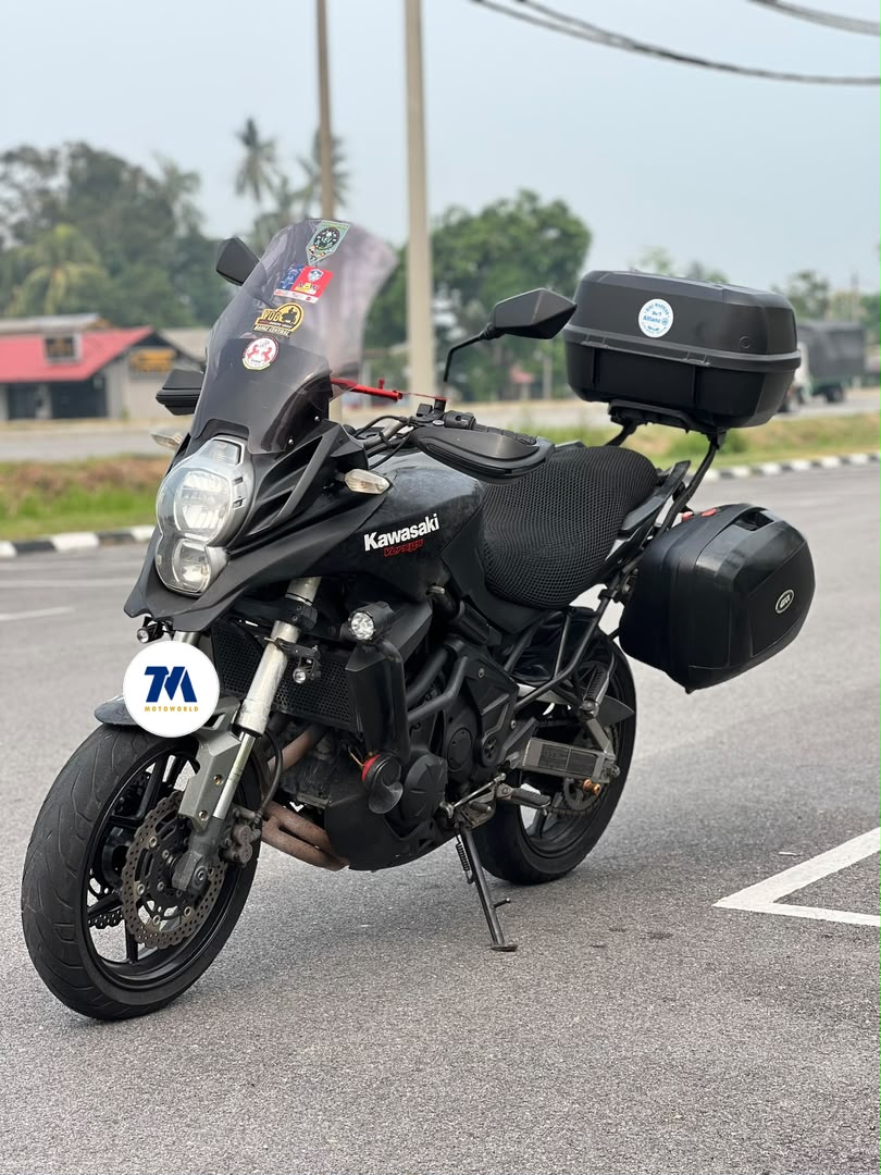 2012 Kawasaki Versys 650 | Top Box | Side Box | Windshield - Image 2