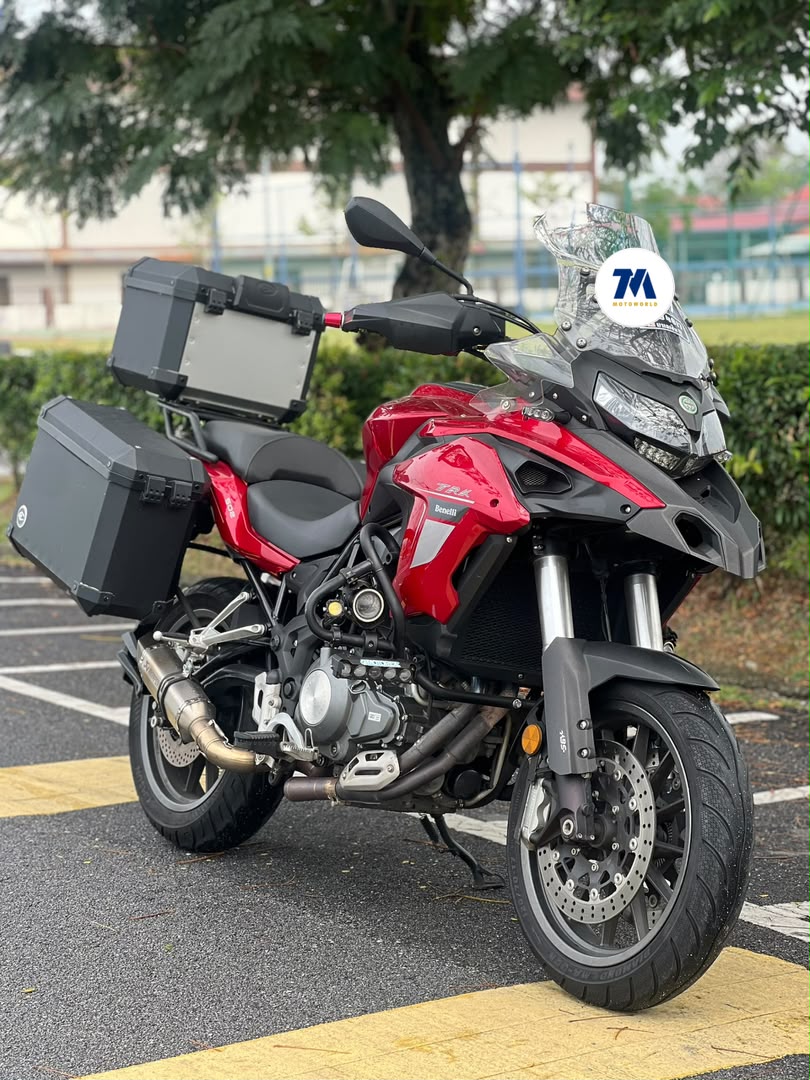 2019 Benelli TRK 502 | 3 Box | Akrapovic Exhaust | Crash Bar - Image 2