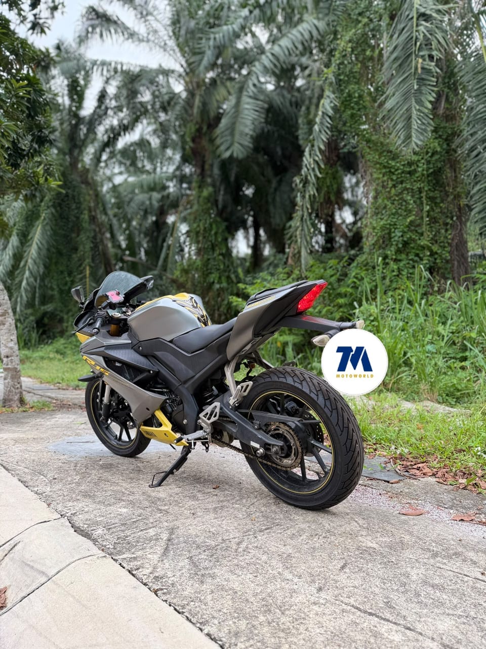 2020 Yamaha R15 | Kuning - Image 4