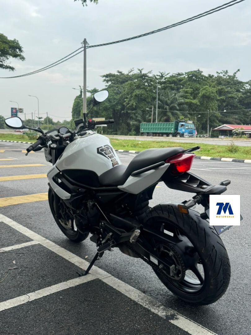 2013 Yamaha XJ6 | Original Parts - Image 4