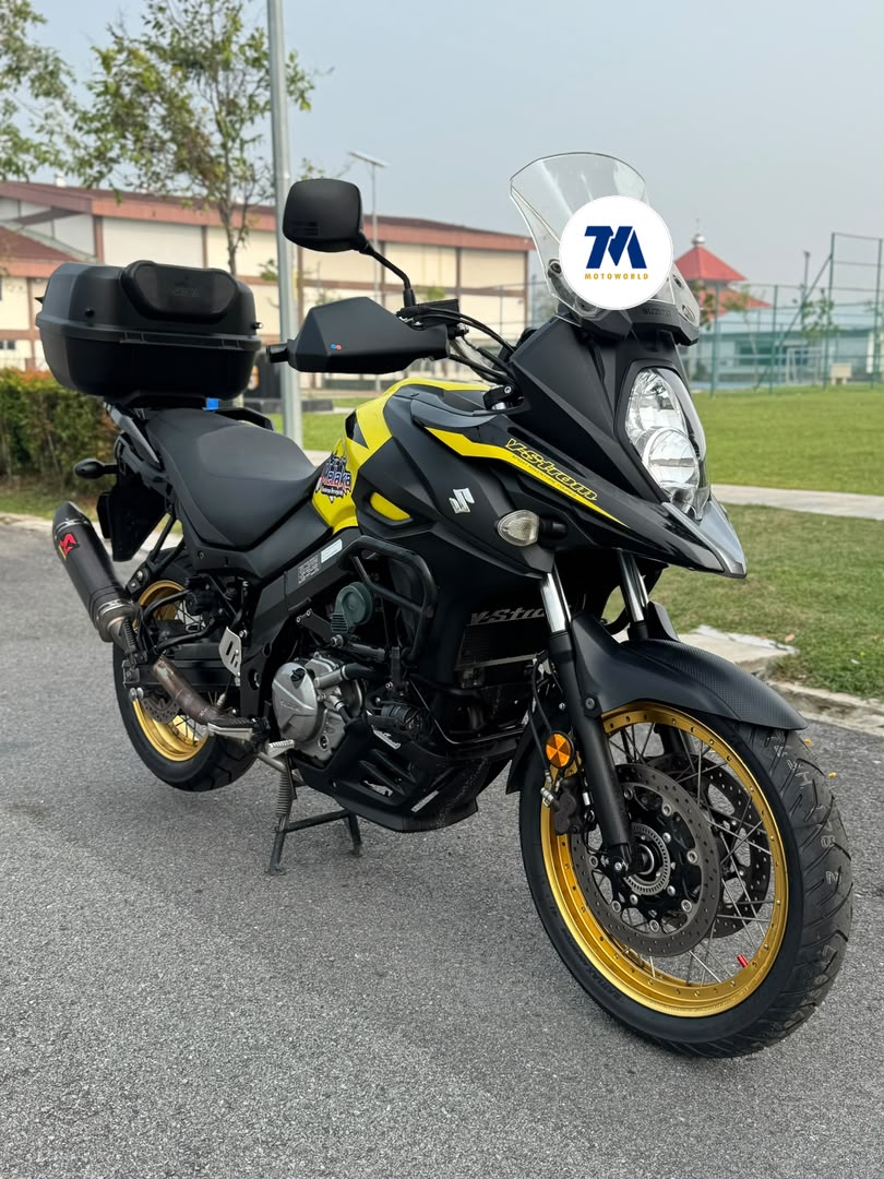 2019 Suzuki V-Strom 650 | Top Box | Crashbar | Aftermarket Exhaust - Image 2