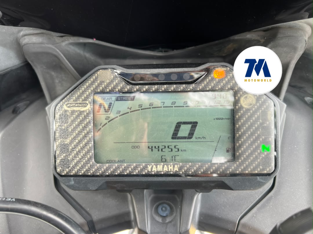 2022 Yamaha R15M - Image 5