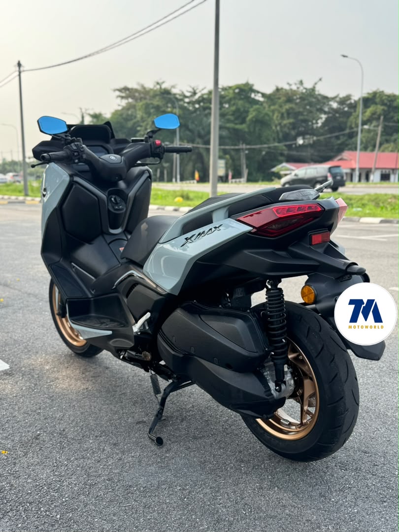 2025 Yamaha XMAX V3 - Image 3