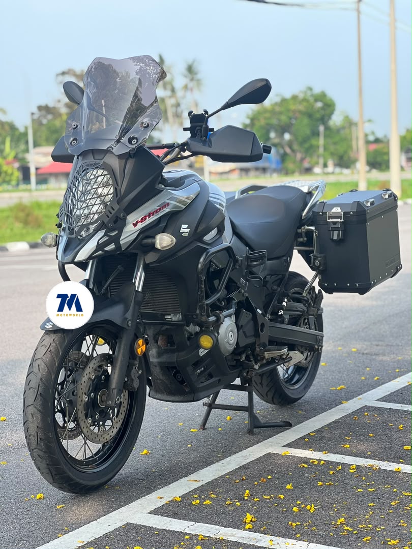 2017 Suzuki V-Strom 650 | Side Box | Crash Bar | Spotlights - Image 2