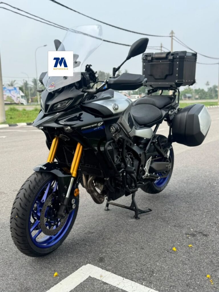 Yamaha Tracer V3 facing forward with top and side boxes