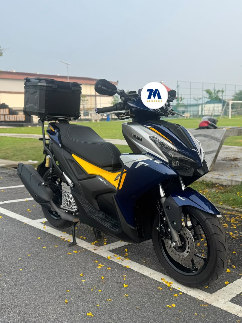 2025 Yamaha NVX 155 V3 | Blue Yellow | Top Box | Radiator Cover - Image 2