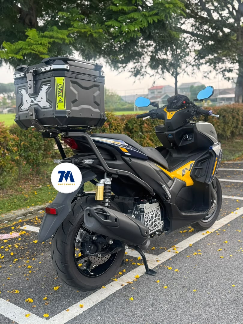 2025 Yamaha NVX 155 V3 | Blue Yellow | Top Box | Radiator Cover - Image 4