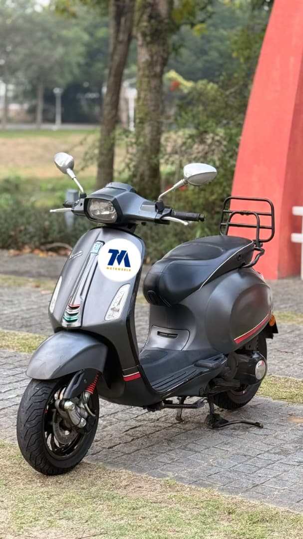 2016 Vespa Sprint 150 - Image 2