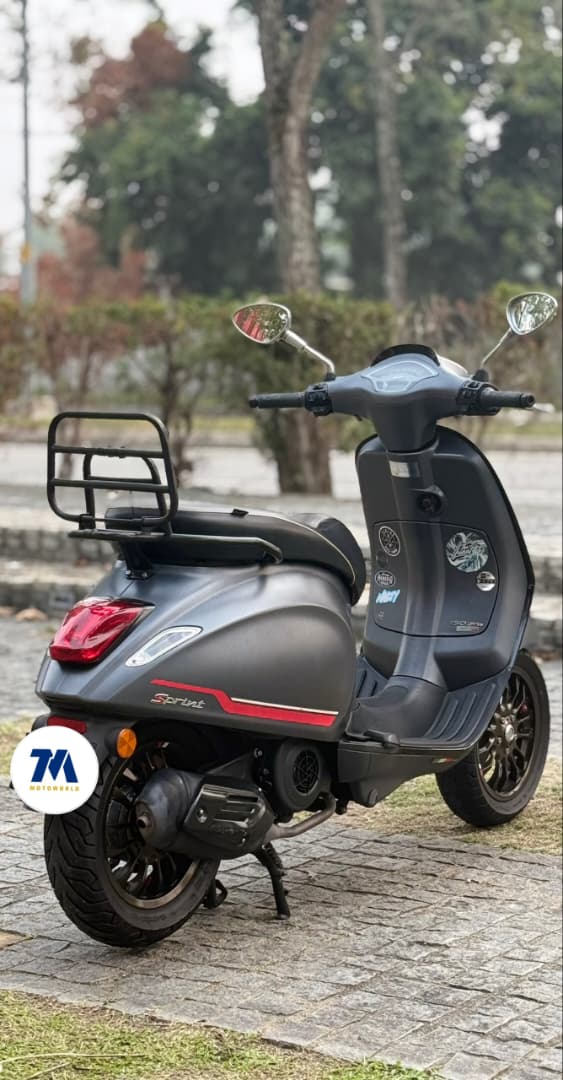 2016 Vespa Sprint 150 - Image 3