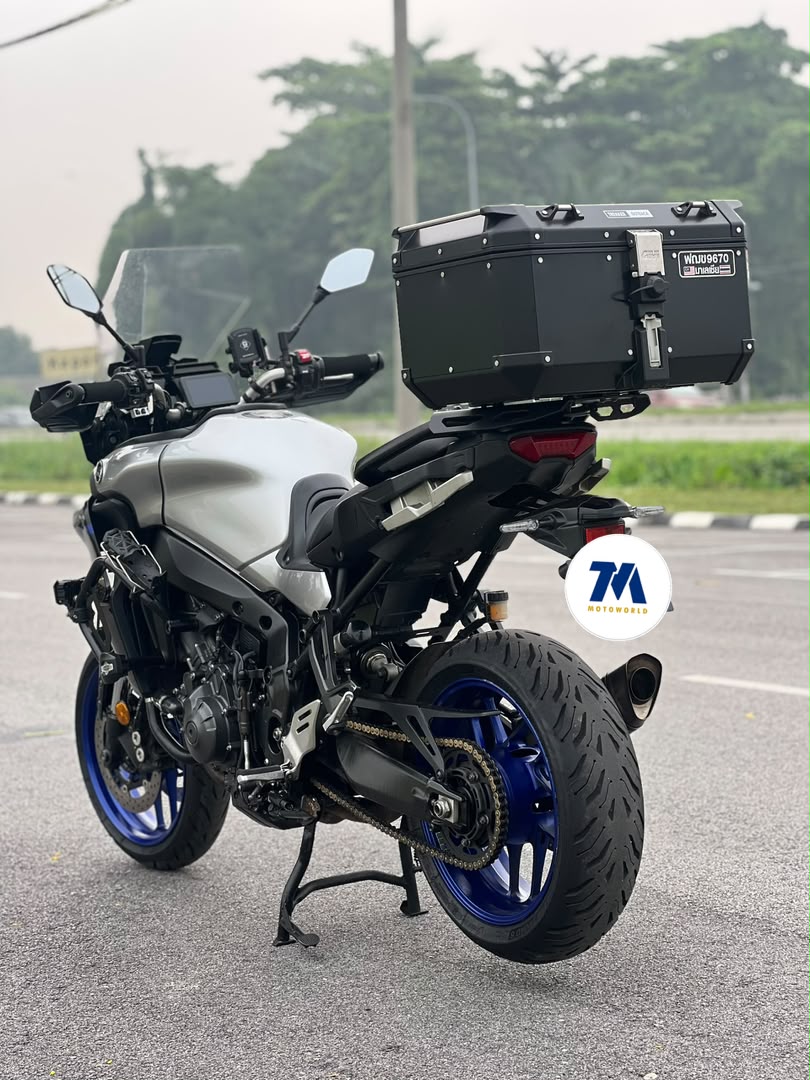 2021 Yamaha Tracer 9GT | Top Box | Akrapovic Slip On - Image 4