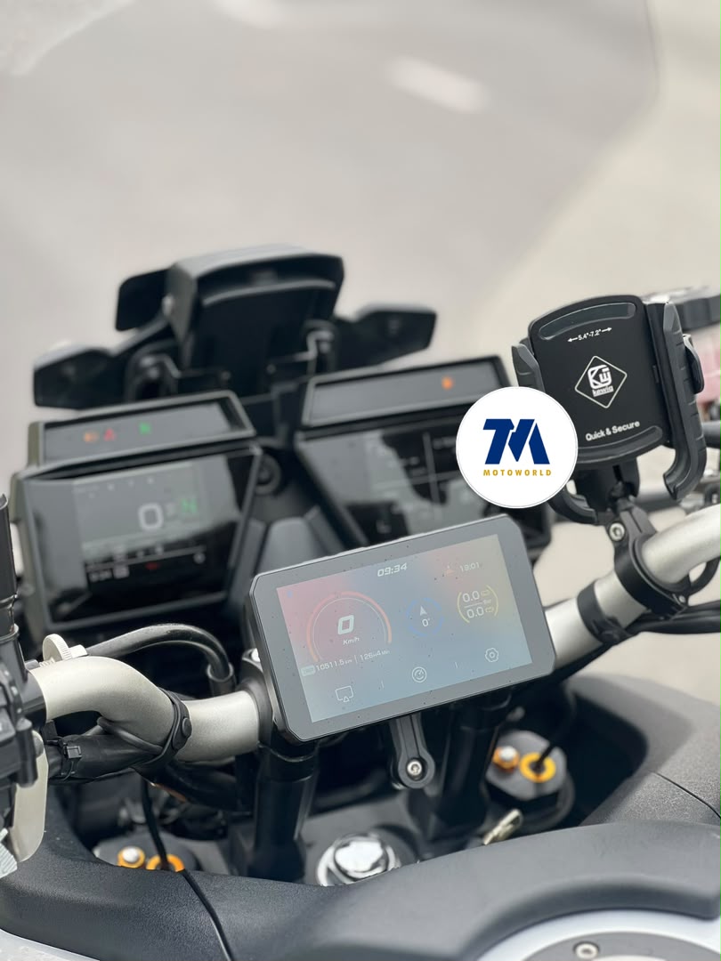 2021 Yamaha Tracer 9GT | Top Box | Akrapovic Slip On - Image 6