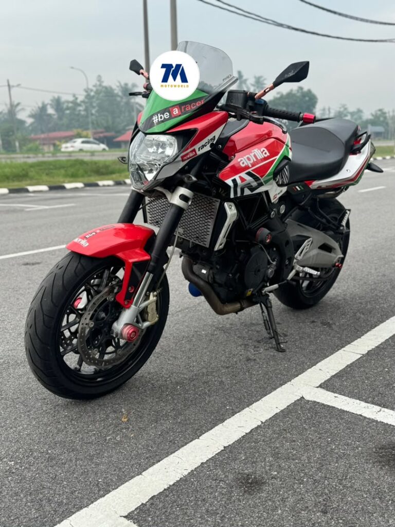 Aprilia Shiver 750 front view